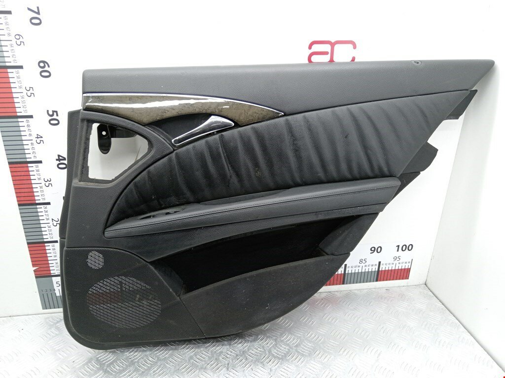 Обшивка (карта) двери задней правой Mercedes E-Class (W211) арт. 2005290