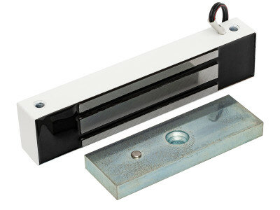 ML-180K с уголком (белый) AccordTec Электромагнитный замок, усилие 180 кг — фото 1