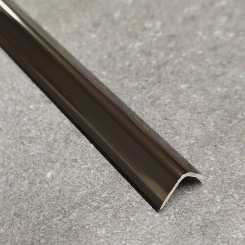 Изображение товара Угол внешний накладной для плитки алюминиевый анодированный 10х10мм 2.7м Бронза глянец