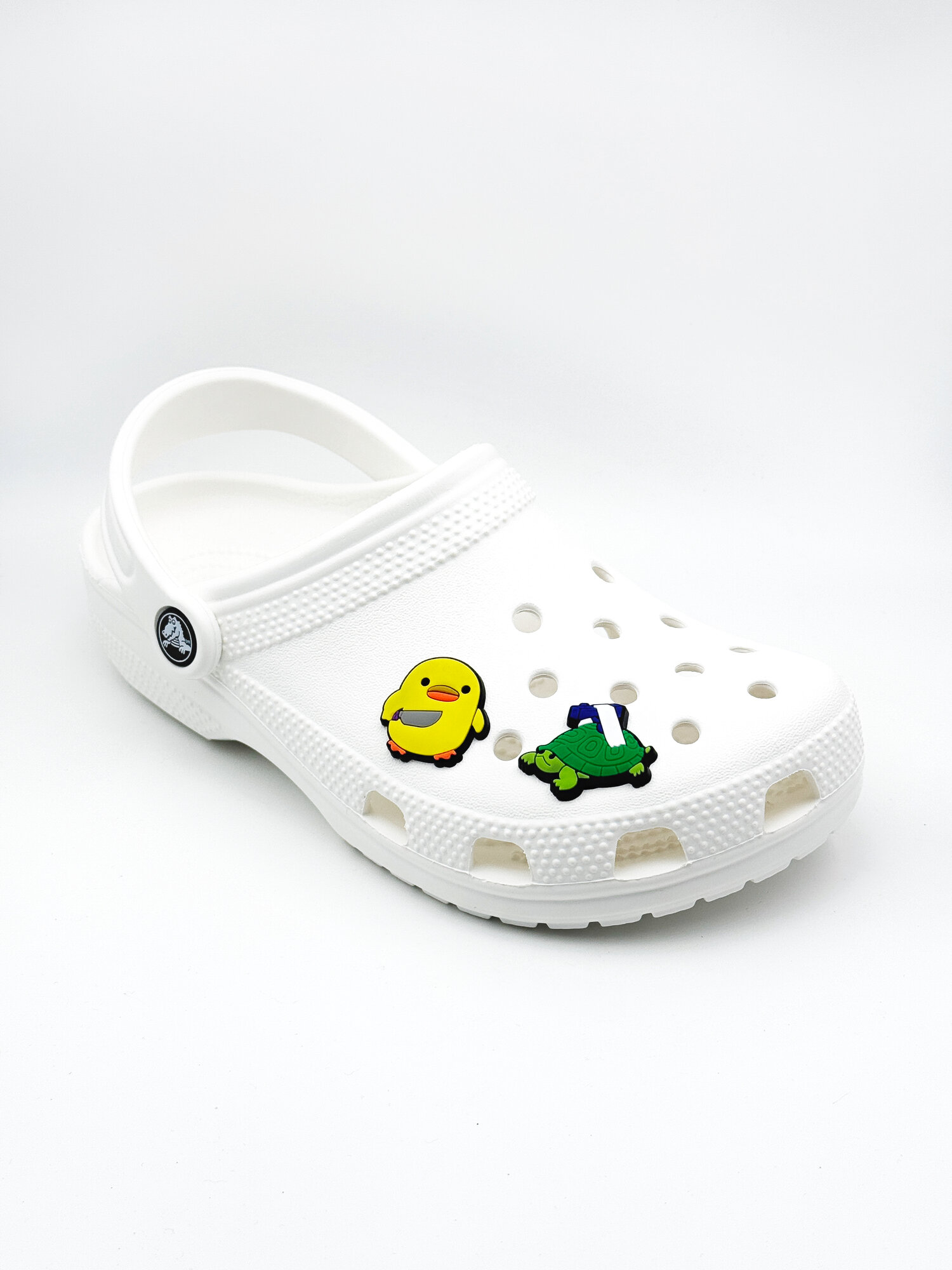 Украшения для обуви джибики("Мемы", "Утка с ножом"), Джибитсы(2 штуки) — фото 1