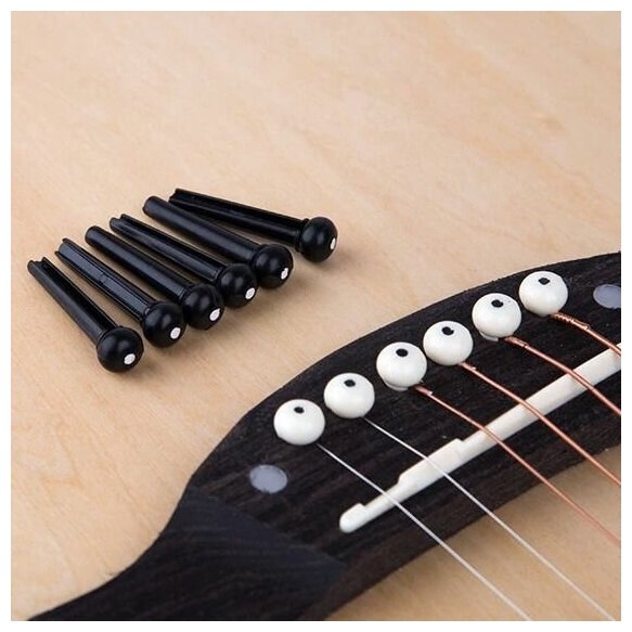 Комплект фиксаторов струн для акустической гитары, белые + черные - 12 штук