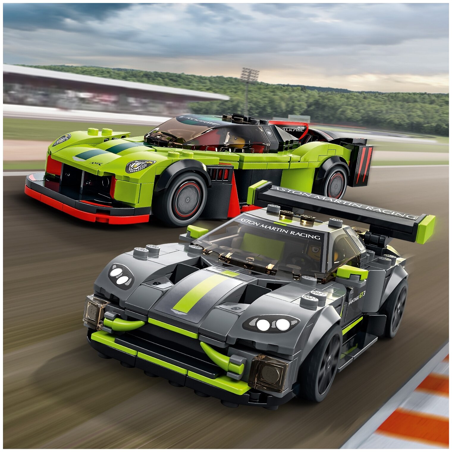 Конструктор LEGO Speed Champions 76910 "Aston Martin Valkyrie AMR Pro и Aston Martin Vantage GT3" - фото №6