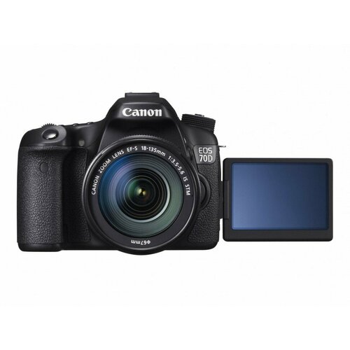 Фотоаппарат Canon EOS 800D kit 18-135mm IS STM 8700000₽