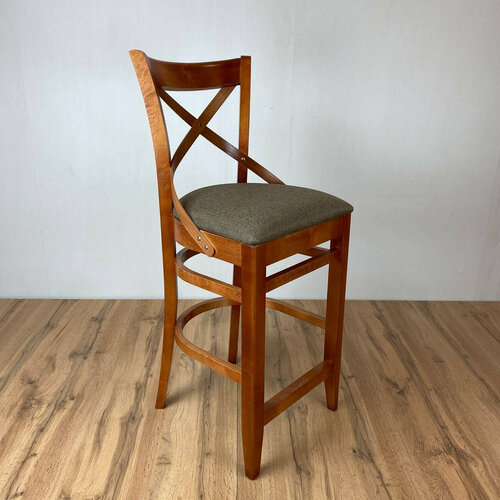 Стул полубарный обитый рогожкой 