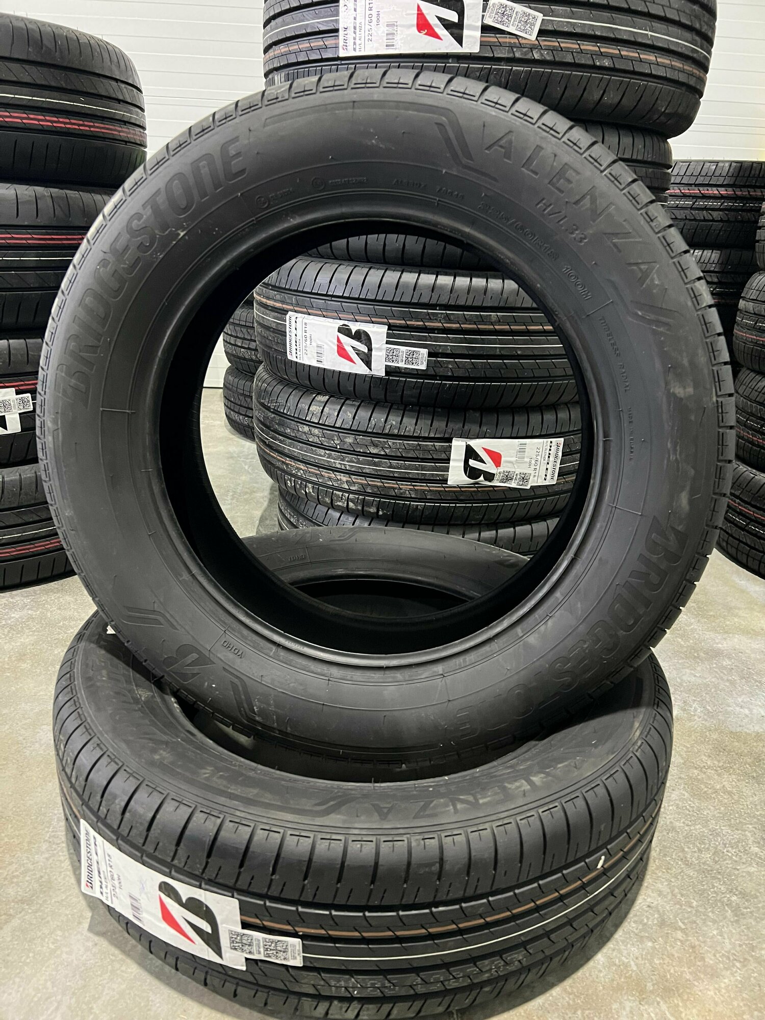 Bridgestone Alenza H/L 33 TL 225/60/18 100H