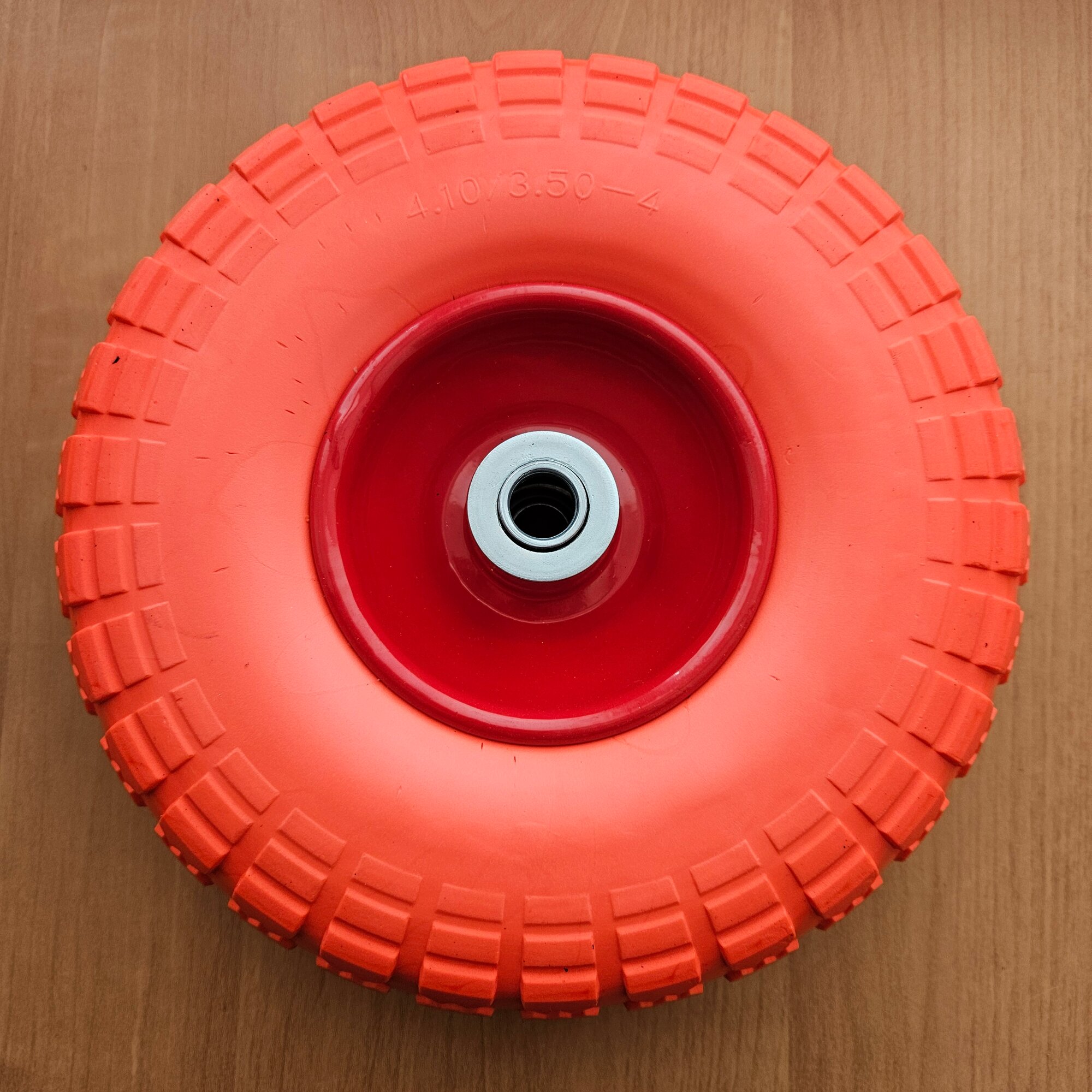 Колесо для тележек 3.50-4, диаметр втулки 16 мм ширина 74 мм, полиуретановое