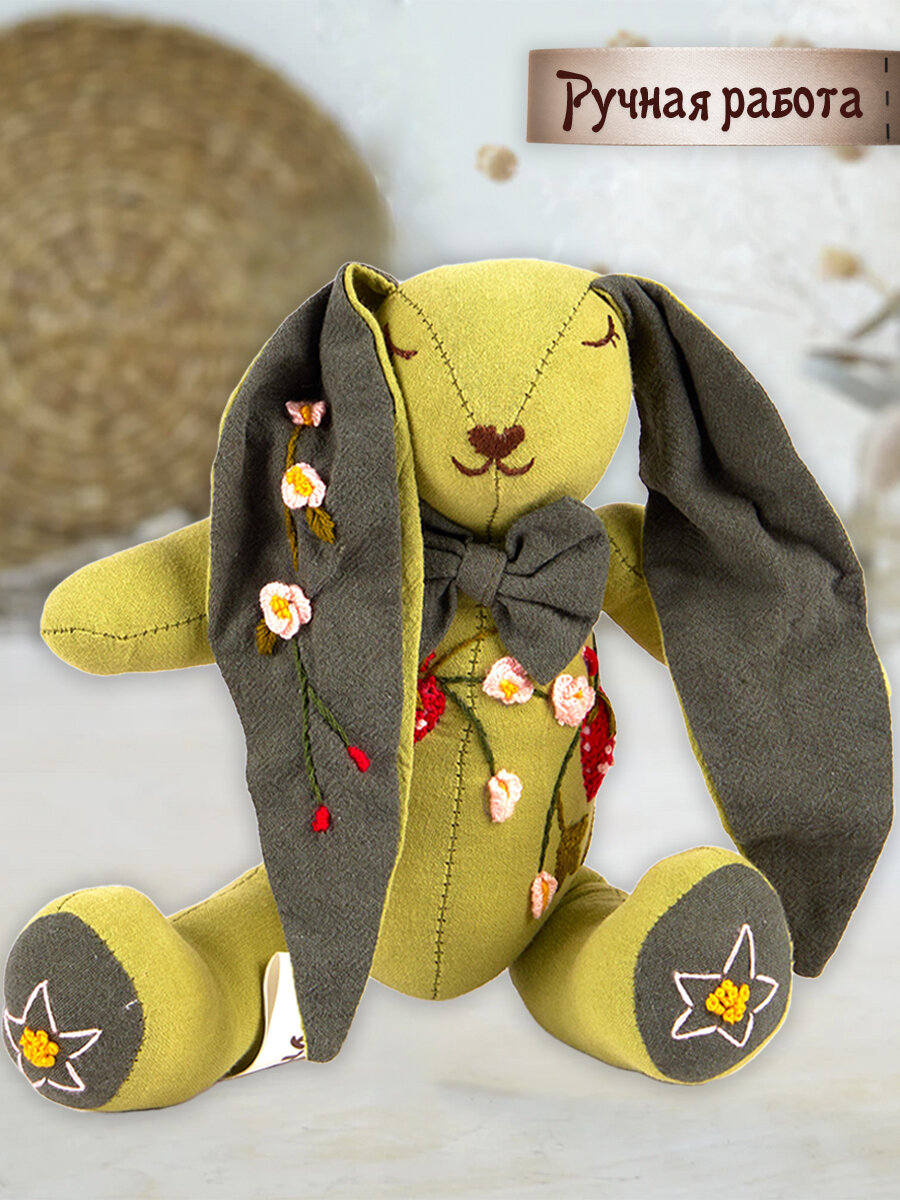 Игрушка мягкая Зайка Клубничка ручная работа