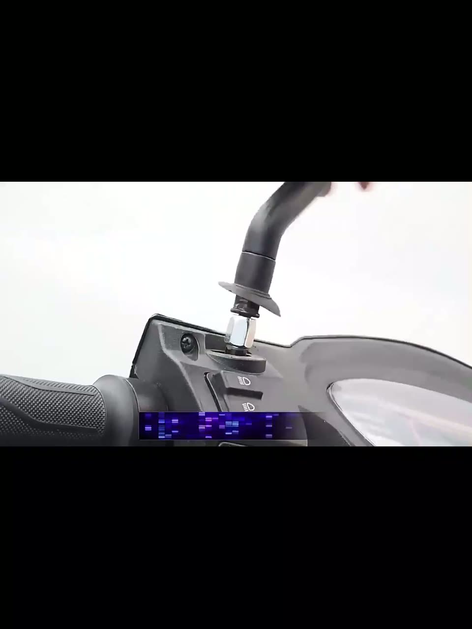 Держатель для телефона, универсальный, для скутера/мотоцикла — фото 1