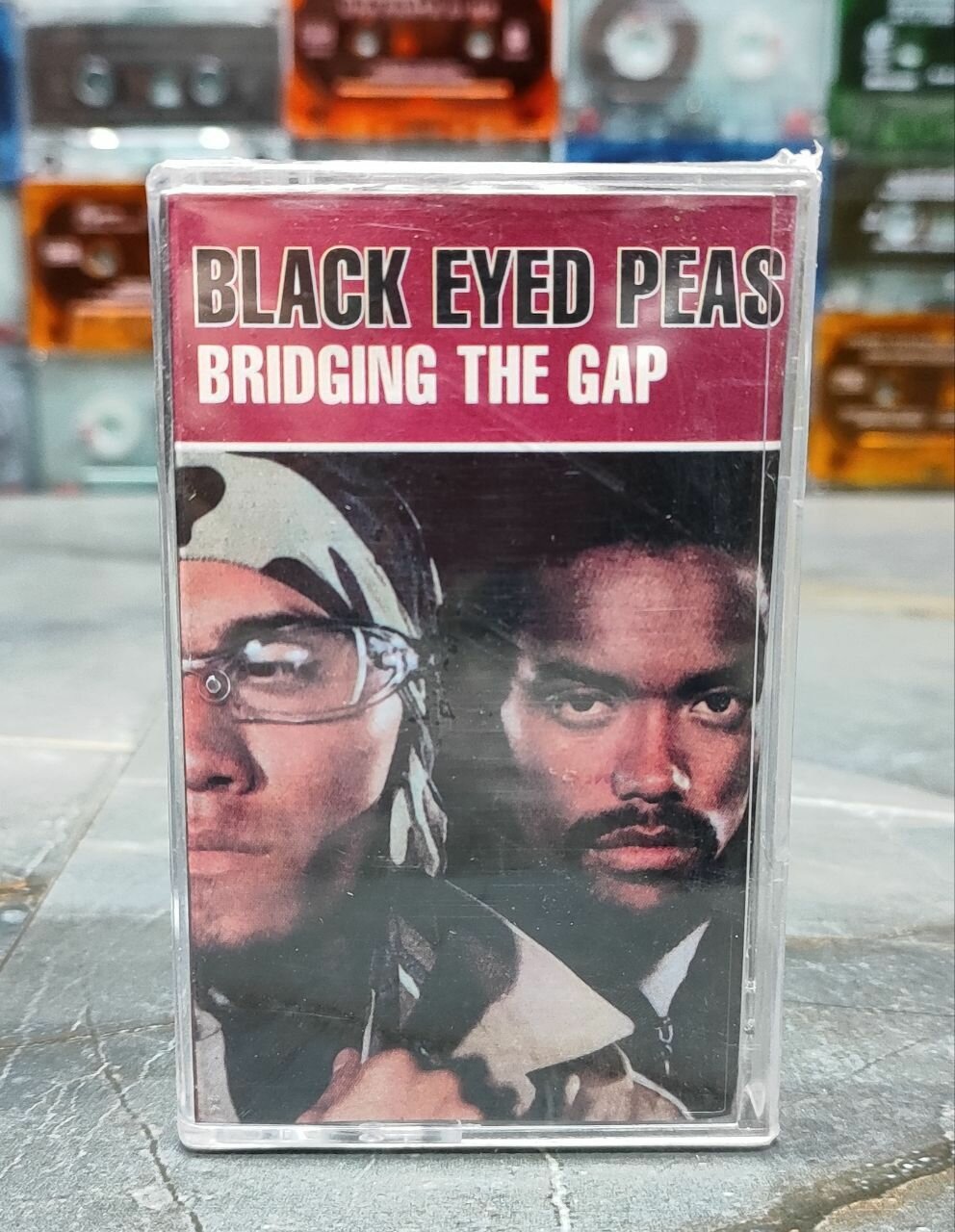 Black Eyed Peas Bridging The Gap, аудиокассета, кассета (МС), 2004, оригинал