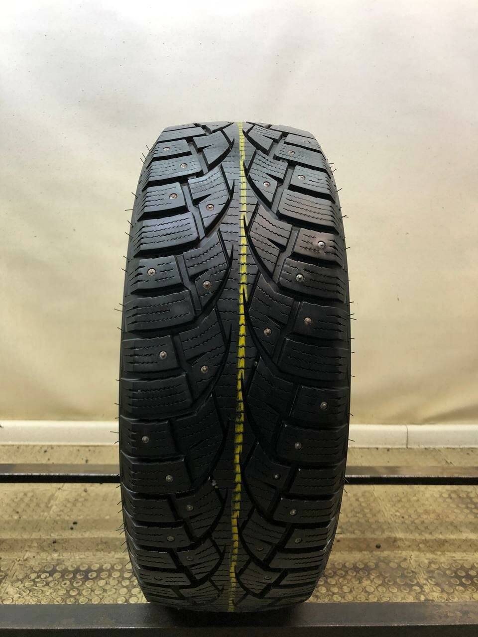 JoyRoad Winter RX818 215/60 R16 БУ Шины Зимние