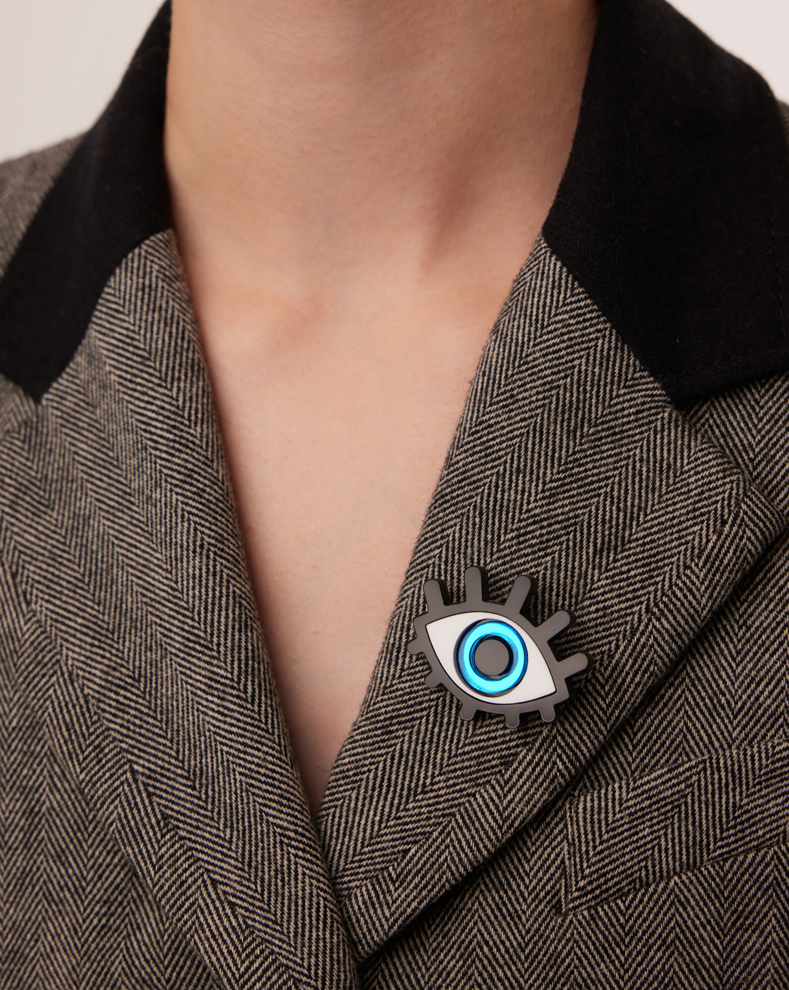 Брошь MONOLAMA, акрил, голубой — фото 1