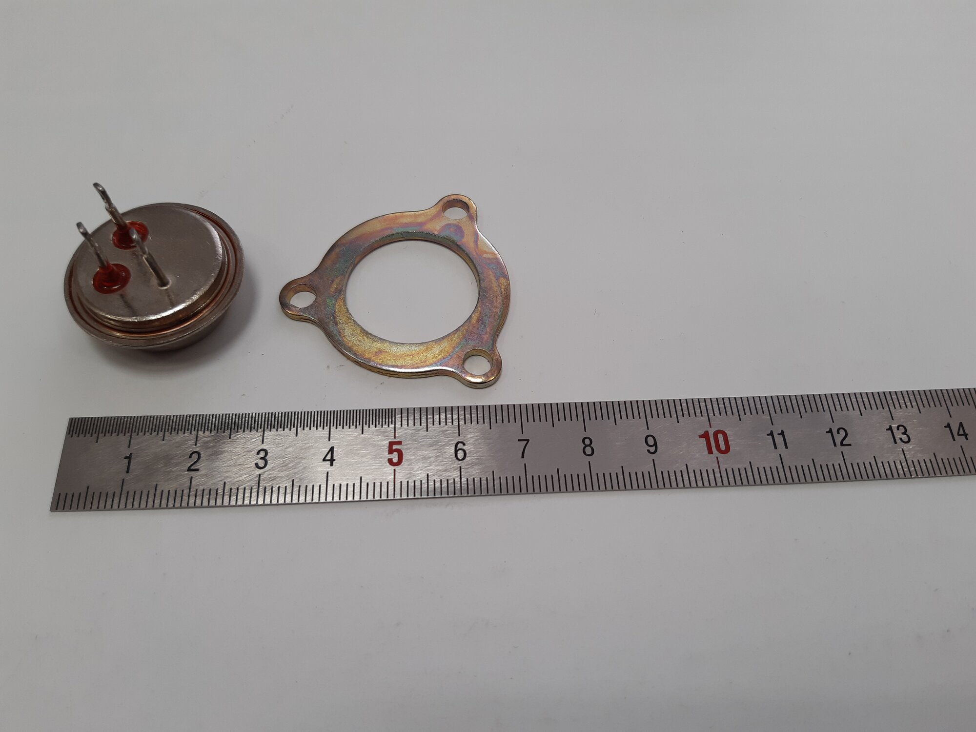 Триод ГТ906 В, 1987г. (комплект 5 штук) — фото 1