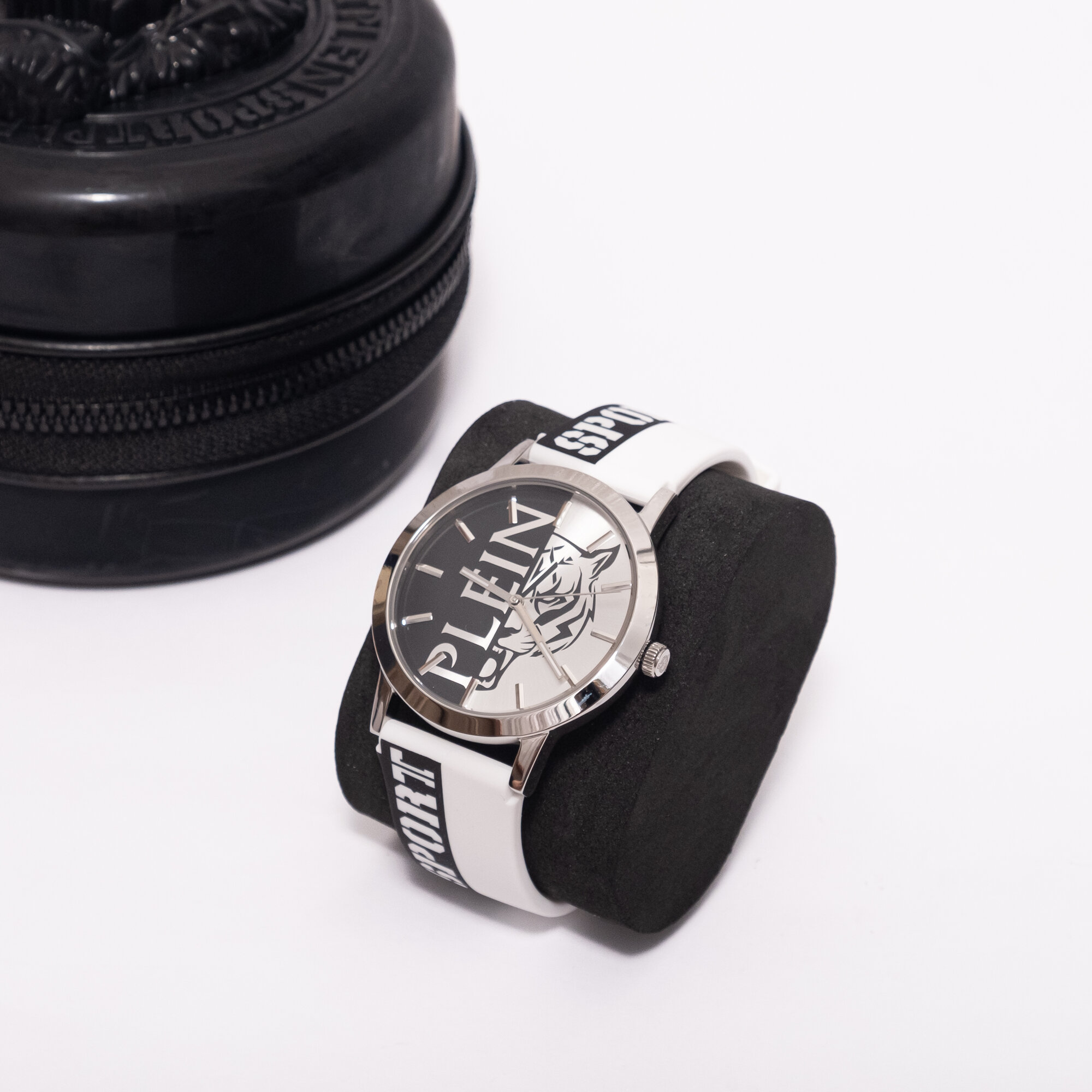 Наручные часы Legend