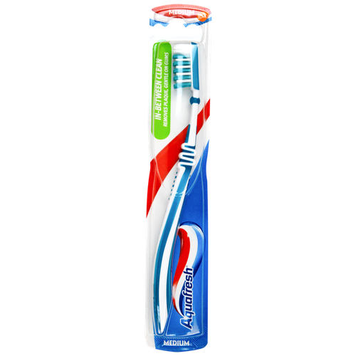 Купить Зубная щетка Aquafresh In-Between Clean 1 шт