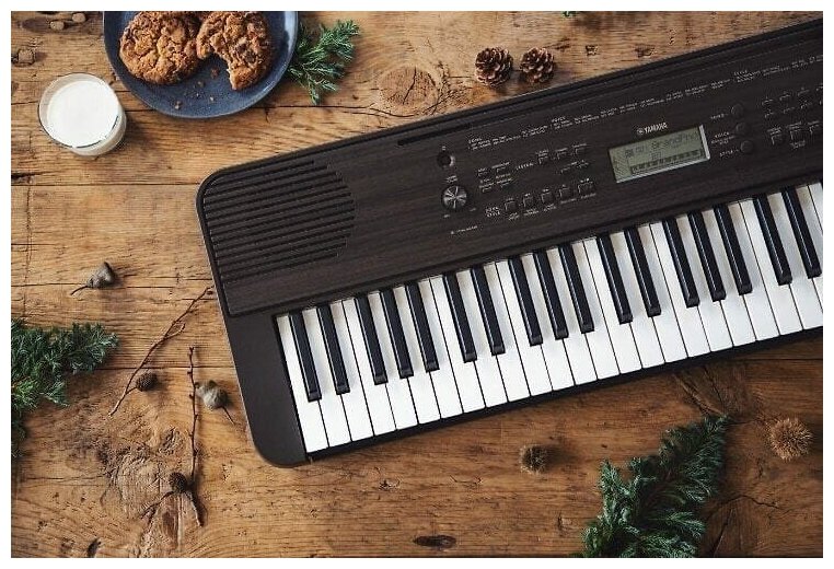 Синтезатор Yamaha PSR-E360