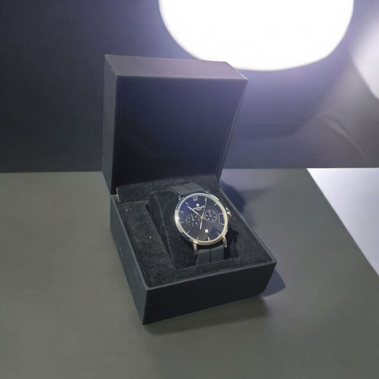 Наручные часы, черный — фото 1