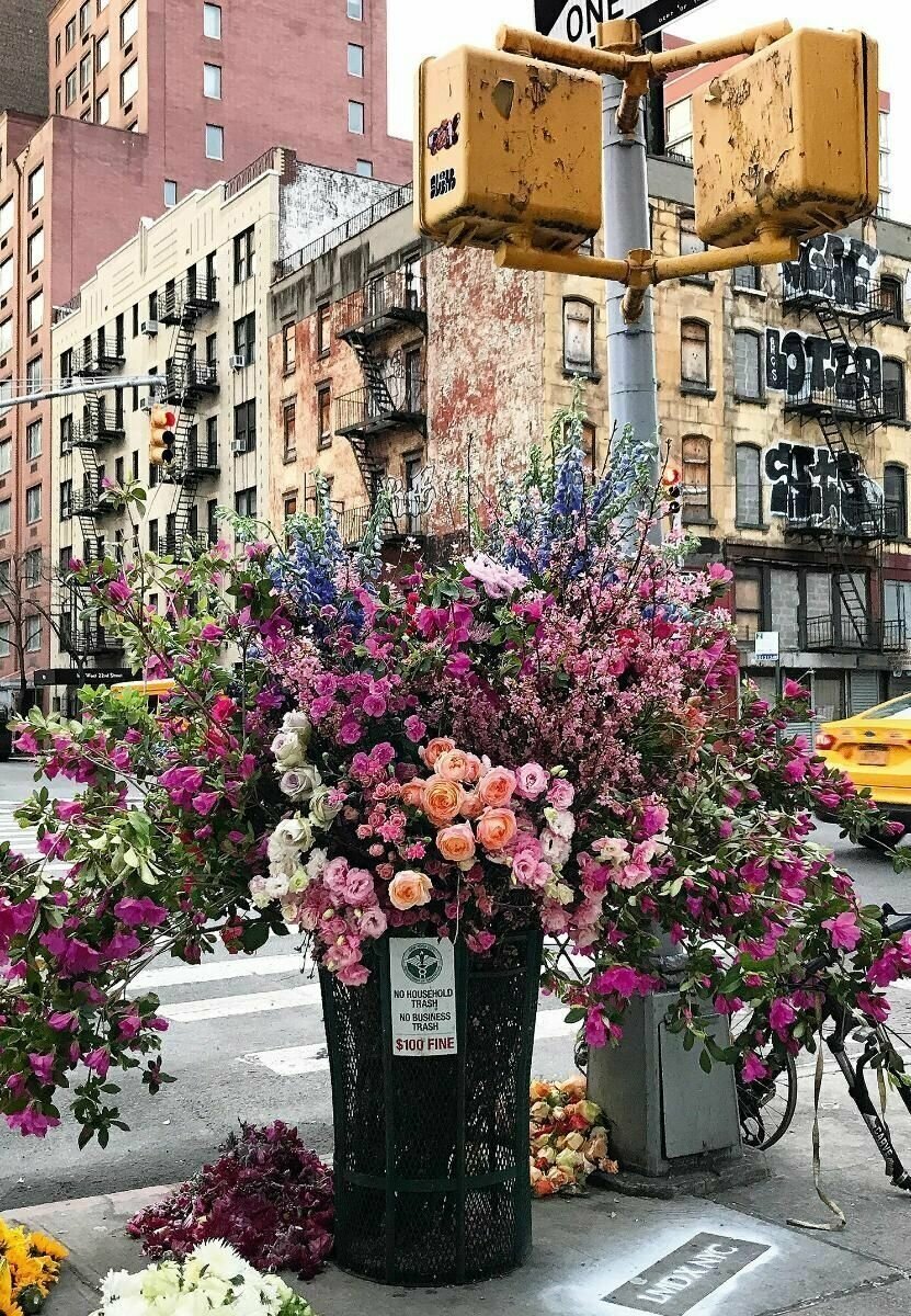 Пазл RAVENSBURGER Цветы в Нью-Йорке 300 эл. 12964