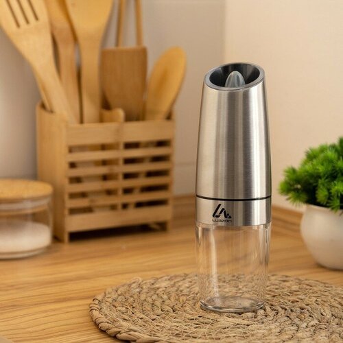 серебристый