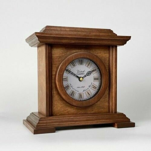Настольные интерьерные часы Восток весна 5-ЧМ из дерева механические в кабинет, на стол, на камин в подарок