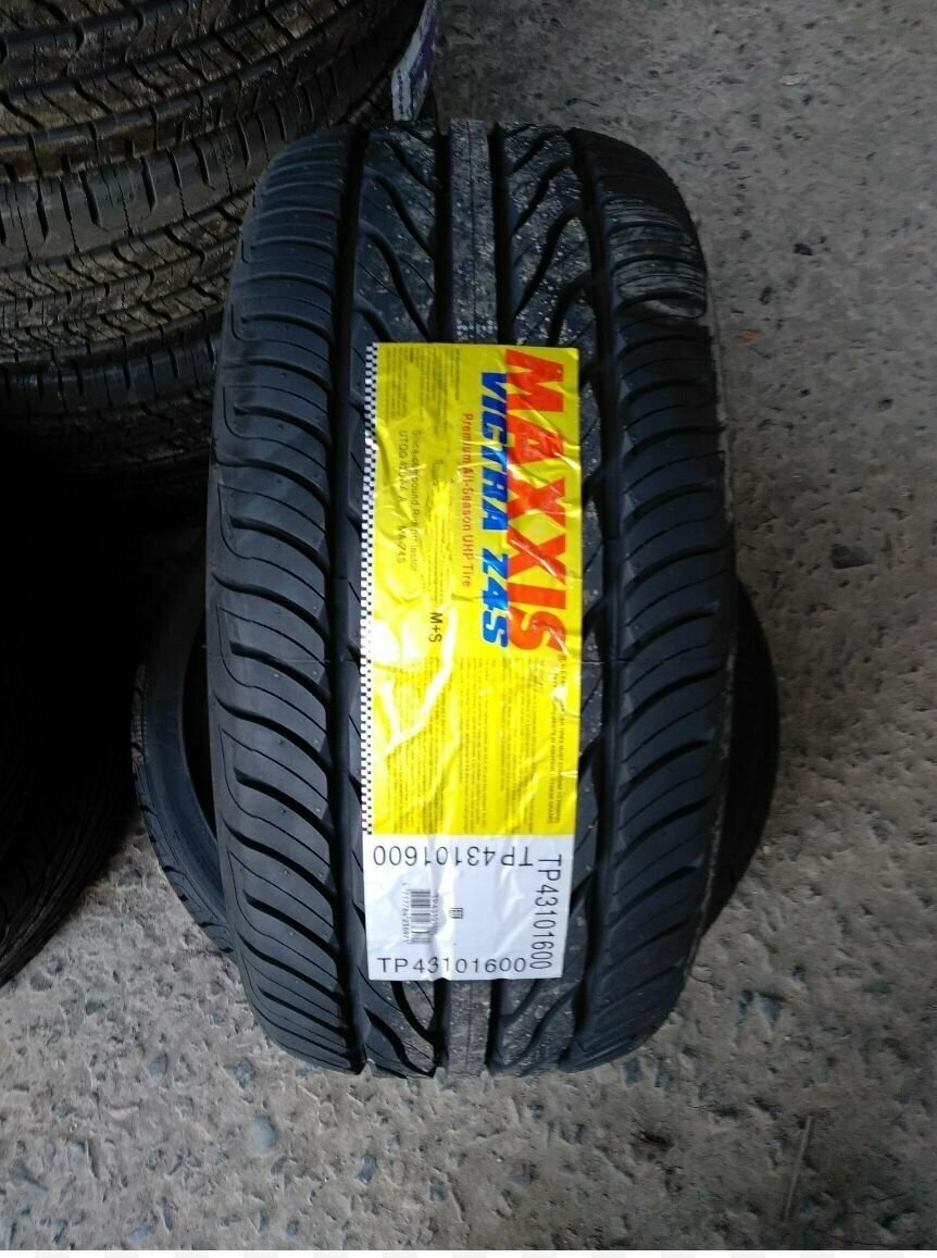 Автошина Maxxis Victra MA-Z4S 215/55 R16 97V XL