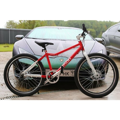 Велосипед на алюминиевой раме Richiesto TT072 7S 26 Городской Взрослыйподростковый Унисекс красно-белый 2360000₽