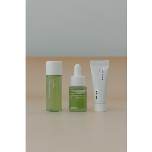 Celimax Набор миниатюр с экстрактом нони Celimax The Real Noni Starter Kit 20ml10ml10ml 2300₽