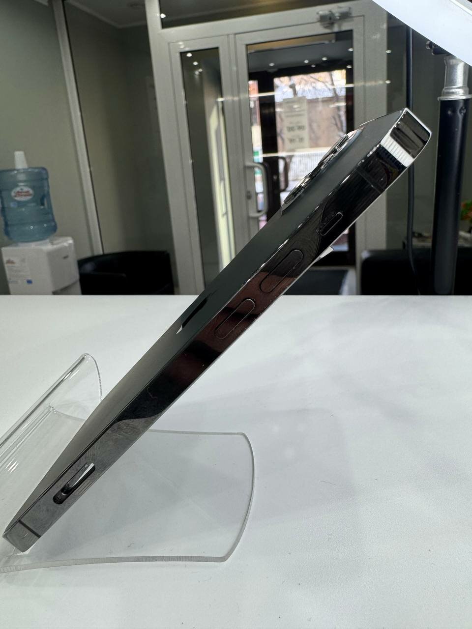 Apple iPhone корпус 12 Pro сборе со шлейфами, стеклом камеры оригинал с разбора (снятый) царапины на рамке, крышка идеал серый — фото 1
