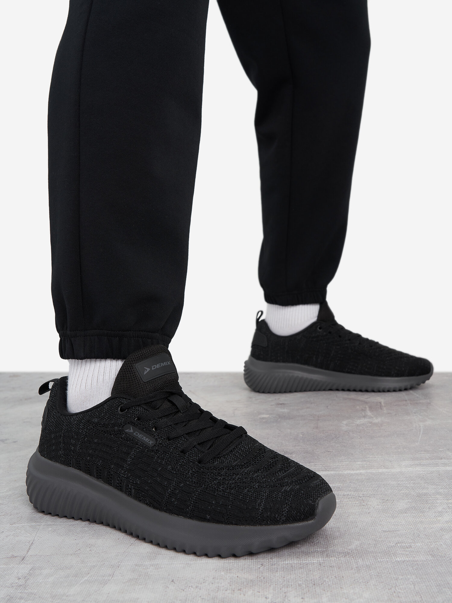 Кроссовки Demix TSUNAMI 6 M размер 9 черный