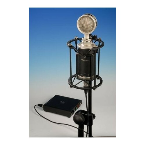 Октава МКЛ-5000 (в деревянном футляре) микрофон студийный в деревянном футляре подстаканник ссср с ложкой с хрустальным стаканом в деревянном футляре