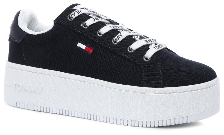 iconic essential flatform trainers