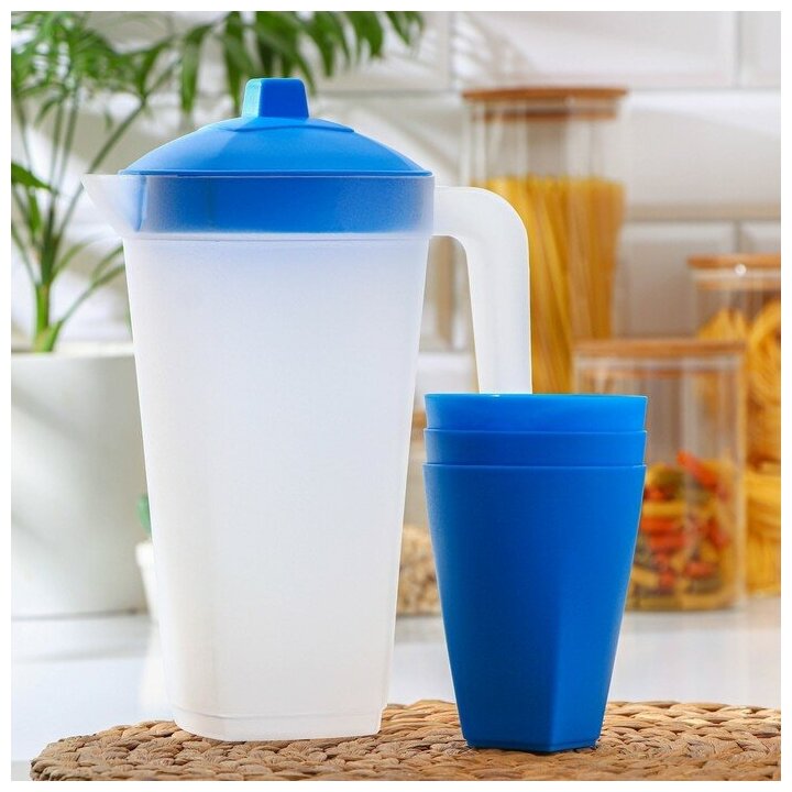 Набор для напитков пластиковый 4 предмета Кувшин 2 л 3 стакана 500 мл 20×12×26 см цвет голубой