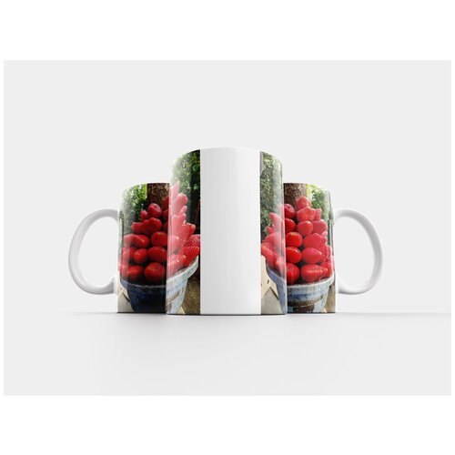 фото Кружка "клубника, фрукты, махабалешвар" 320 мл lotsprints