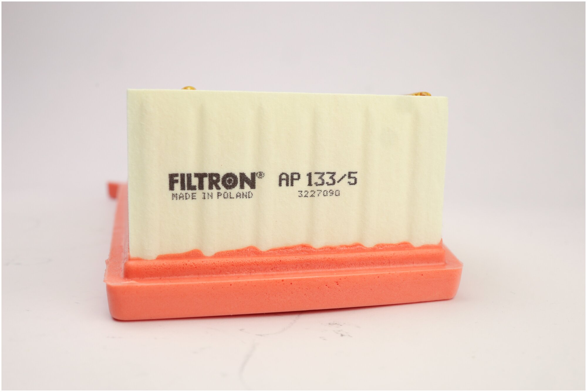 Воздушный фильтр Filtron - фото №10