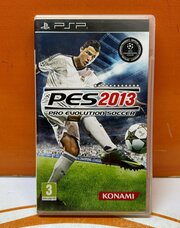 Диск Pro Evolution Soccer 2013 PSP (Английский язык)