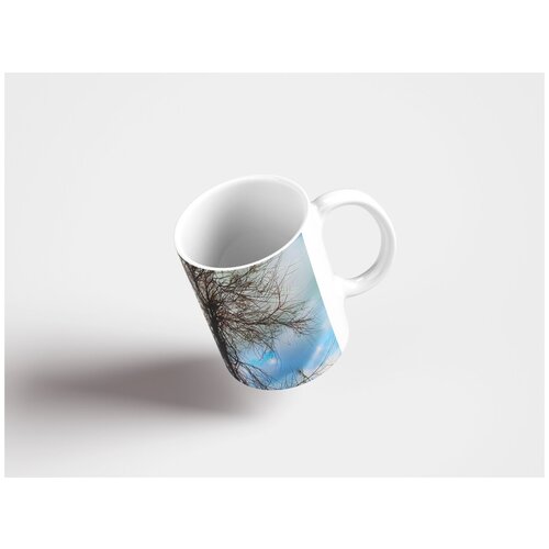 фото Кружка "небо, синий, ветви 320 мл. белая lotsprints
