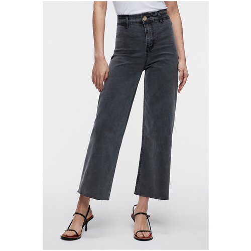 фото Джинсы wide leg укороченные с обрезанными краями befree 2321052730-108-xs/170 серый деним размер xs/170