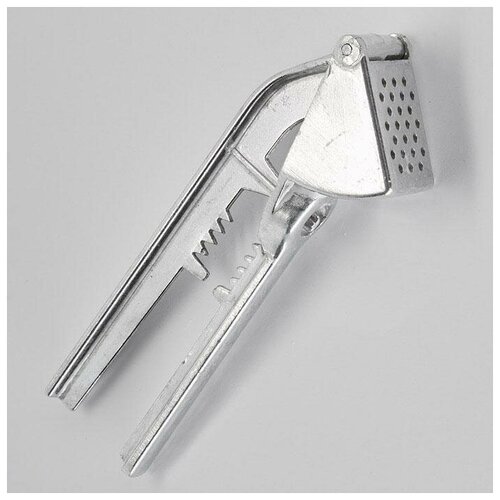 BE-5278 Пресс для чеснока алюм. 3 в1 (пресс для чеснока, удалитель косточек из вишни, орехокол) (72)