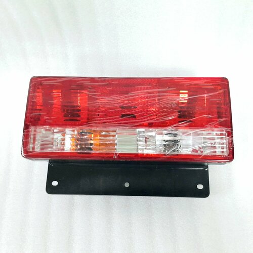 Фонарь задний левый BAW Бав 10441065 Е-2 24V 2230₽