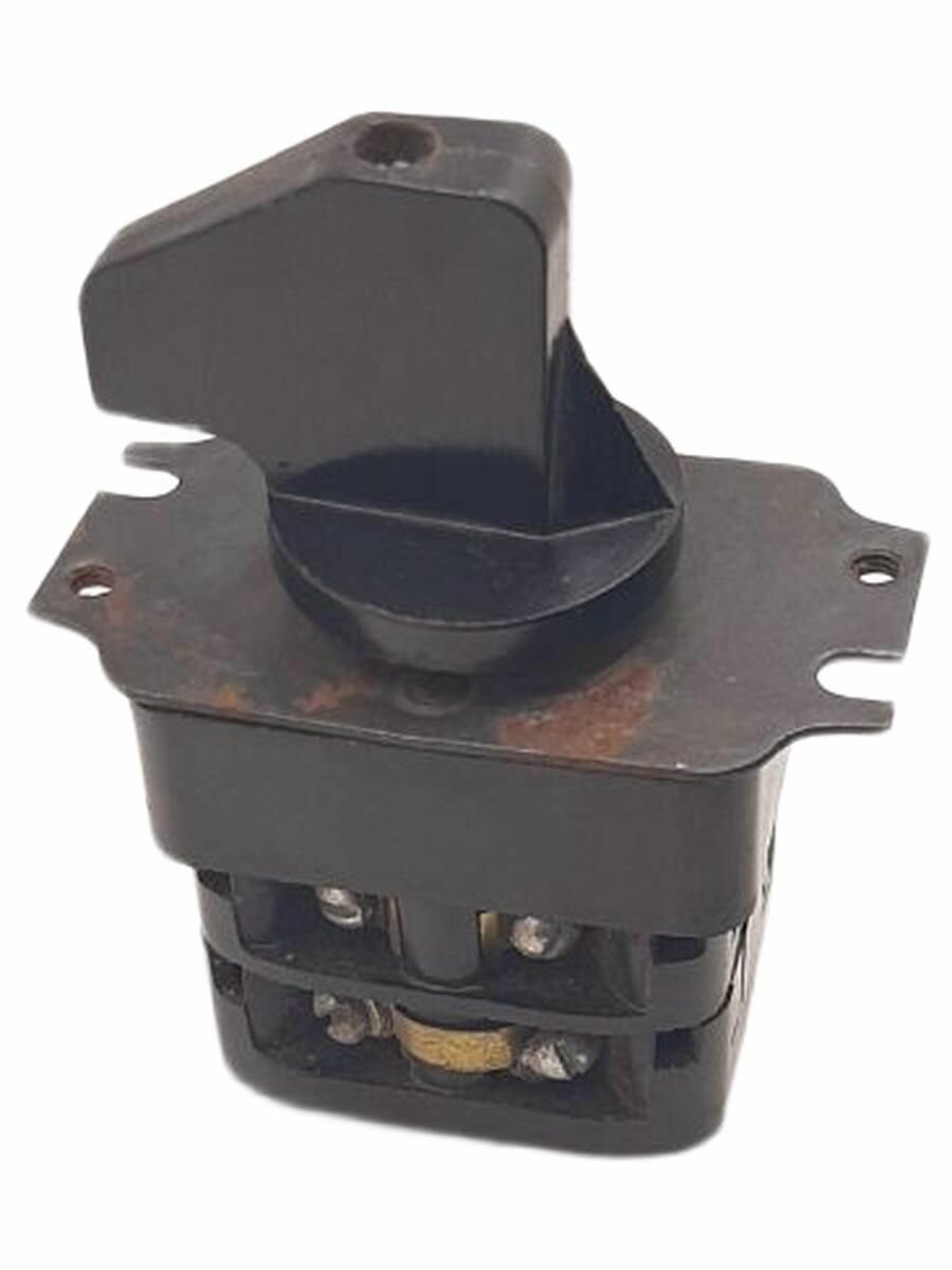 Переключатель ПКУ3-11С2050 У3, 10А, 380В