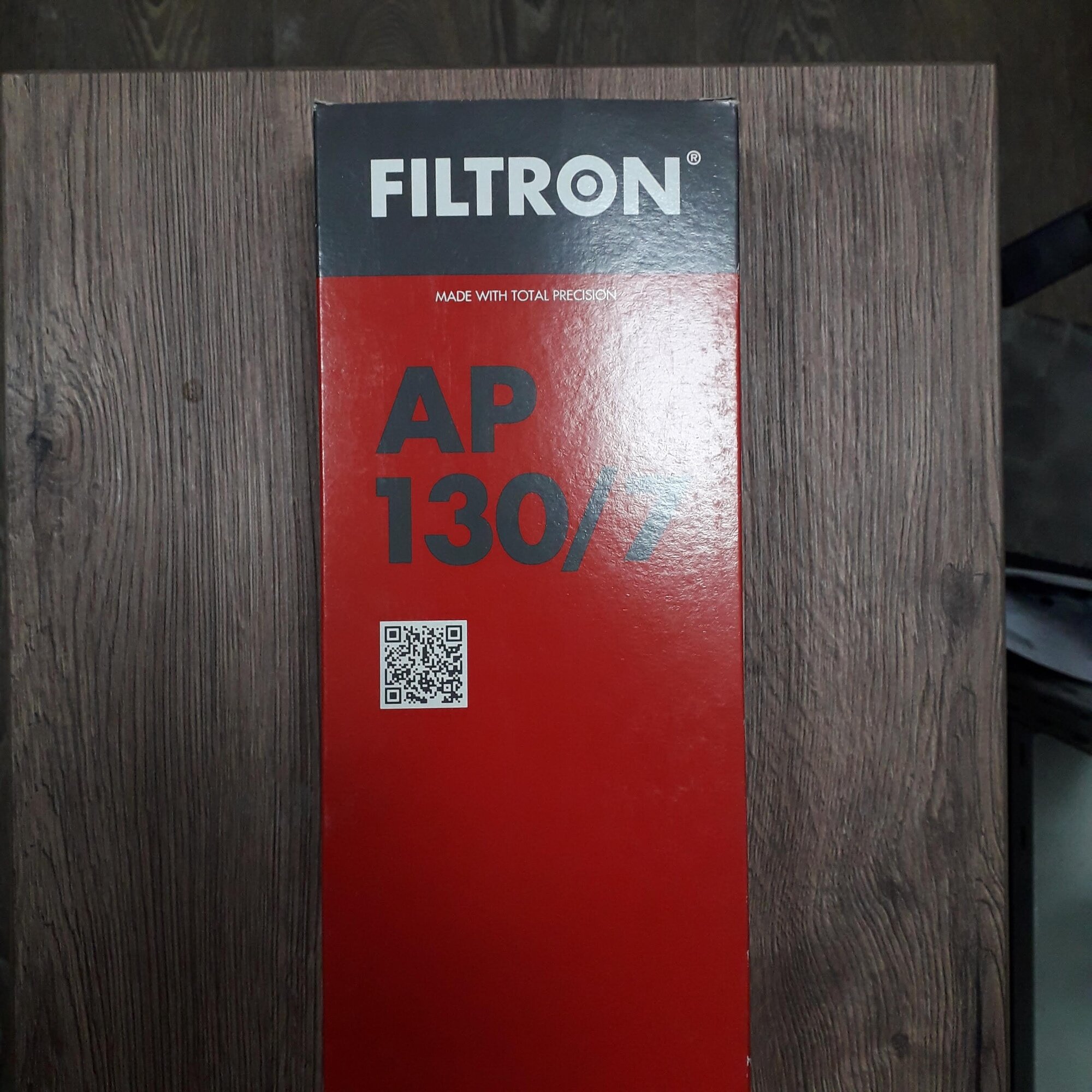 Воздушный фильтр Filtron - фото №10