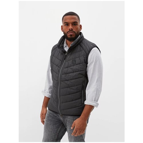 фото Жилет, s.oliver, артикул: 10.3.16.16.155.2119679 цвет: dark red (3877), размер: xxl