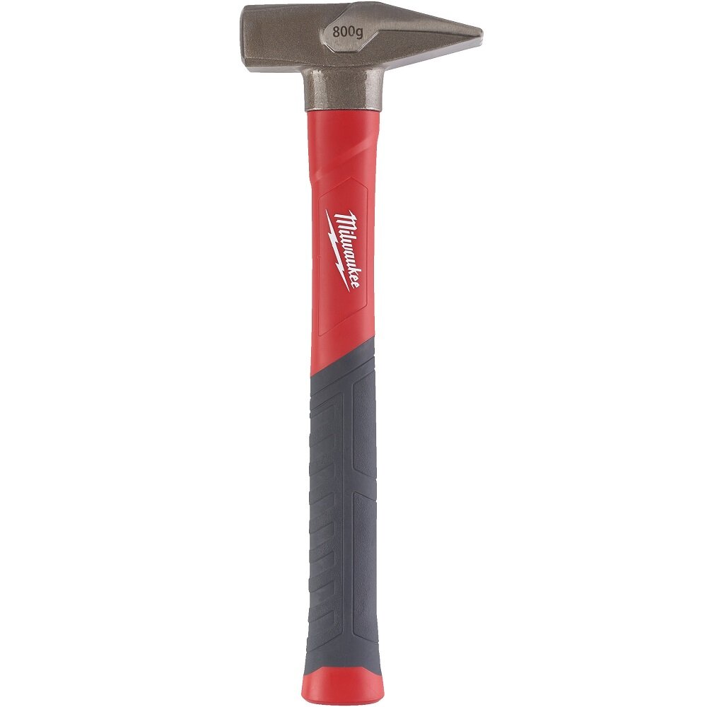 Молоток инженерный Milwaukee с рукояткой из стекловолокна 800 гр. 4932478664