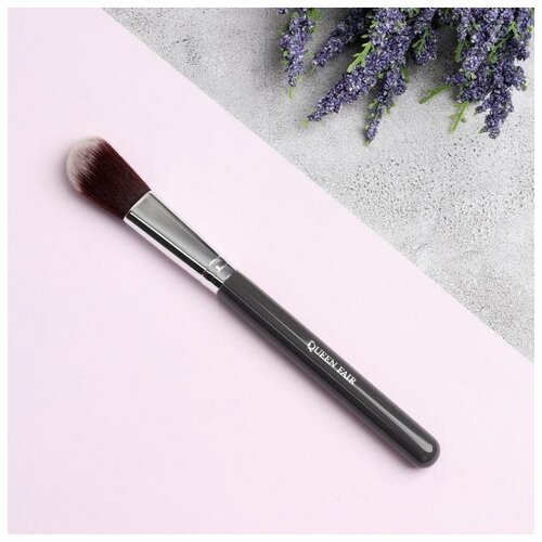 Queen fair Кисть для макияжа Brush GRAPHITE, 17,5 см, цвет серый