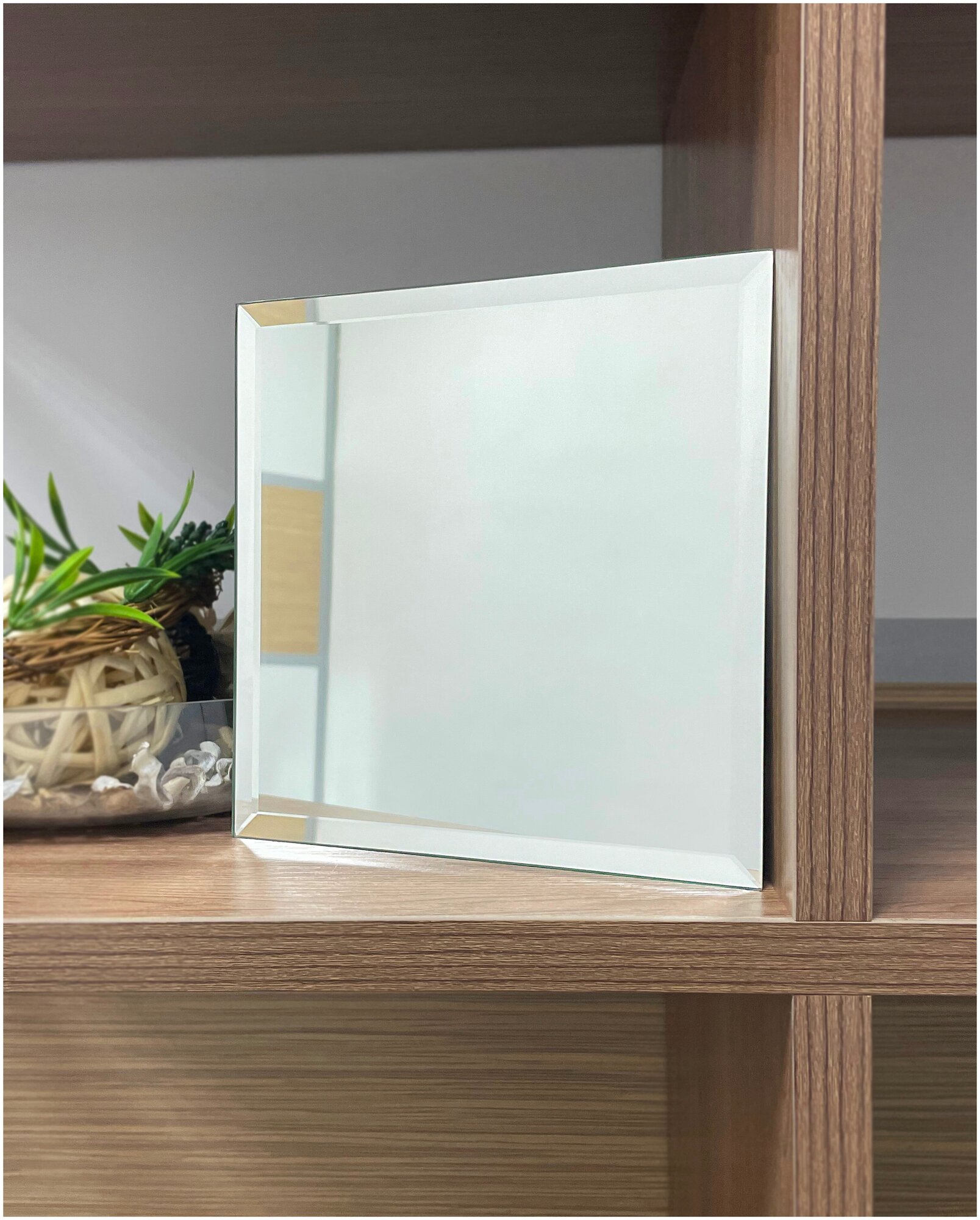 Зеркальная плитка ДСТ, панно на стену 51х255 см., цвет серебро, форма квадрат 18х18 см. - фотография № 5