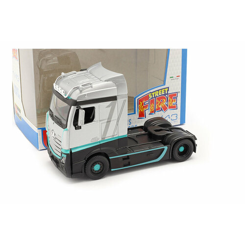 Mercedes actros gigaspace customs 2020 silver