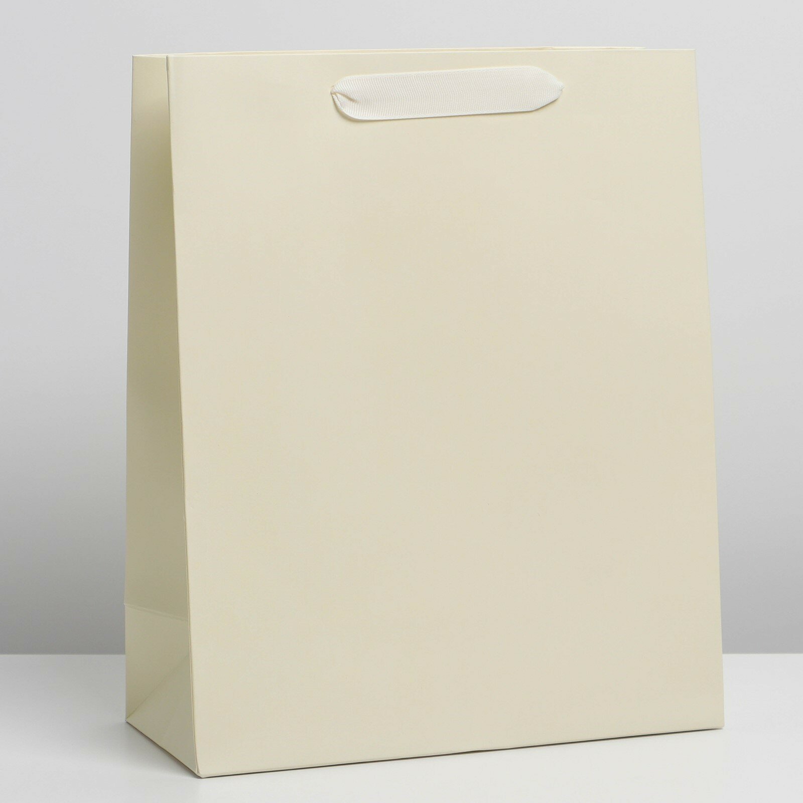 Пакет ламинированный «Молочный», L 31 × 40 × 14 см
