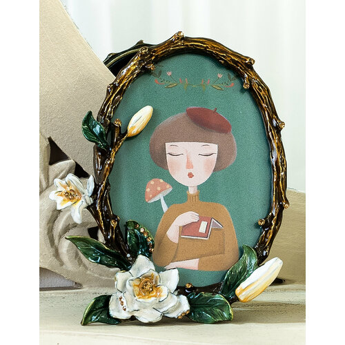 Фоторамка RAMKOVSKI Белые цветы в овале