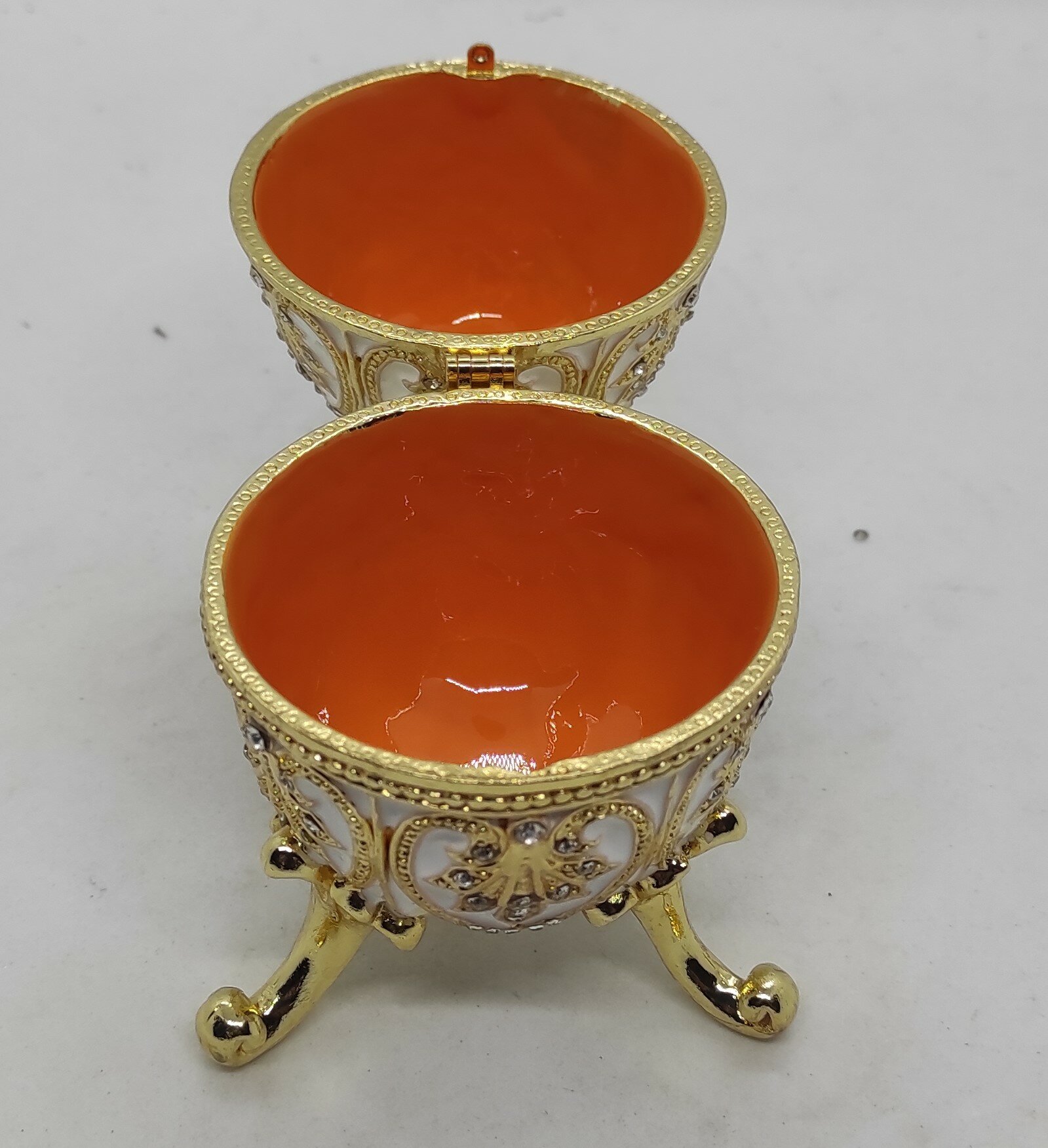 Яйцо Фаберже 4977 с короной белое — фото 1