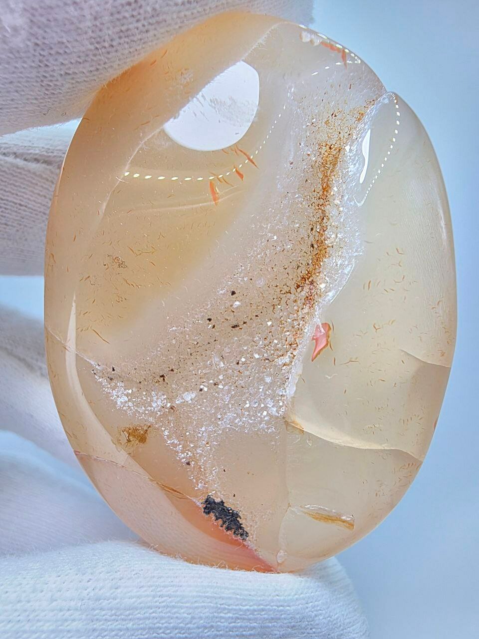 Сердолик с жеодой 51 мм, 48 г.