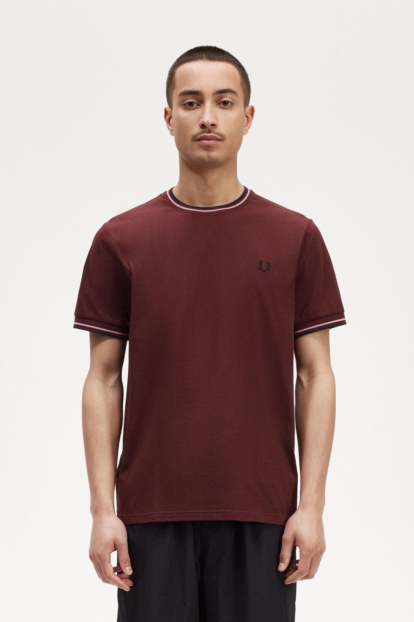 Футболка FRED PERRY